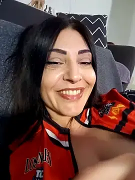 Stripchat Watch Live Sex Cams of AryaSummersReal