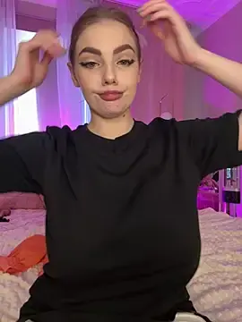 Stripchat Watch Live Sex Cams of HugeBoobsAlice