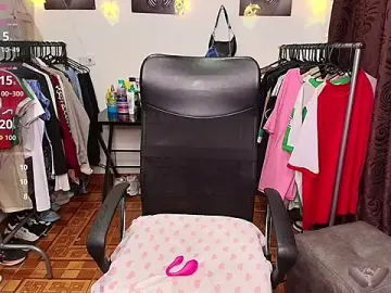 Stripchat Best Webcam of sharlottxl