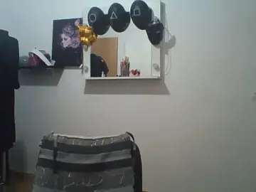 Stripchat Live Sex Cam of KaelNox