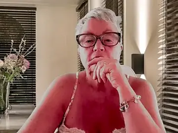 Stripchat Sex Chat of Mystery-Grandmother