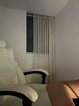 Stripchat Live Porn of PetitLumiere