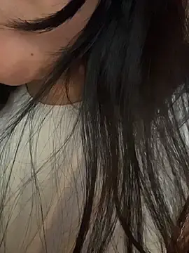 Stripchat Adult Webcam of PetitLumiere