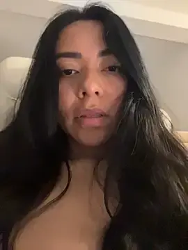 Stripchat Adult Webcam of PetitLumiere