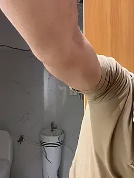 Stripchat Free Porn Cam of hottestboy03