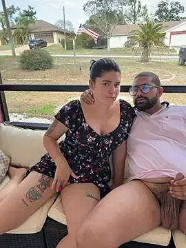 Stripchat Free Porn Cam of mangolini_parrocini