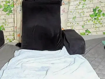 Stripchat Adult Webcams of Milf_Horny_