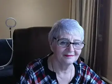 Stripchat Free Live Porn of Sandra_Snowflake