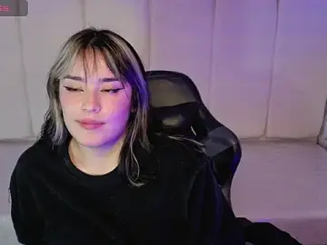 Stripchat Live Sex Cam of Laksmy_v