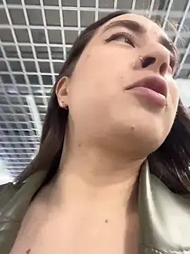 Stripchat Sex Chat of Holly_Play