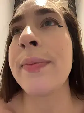 Stripchat Live Porn of Holly_Play