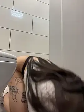 Stripchat Sex Chat of Holly_Play
