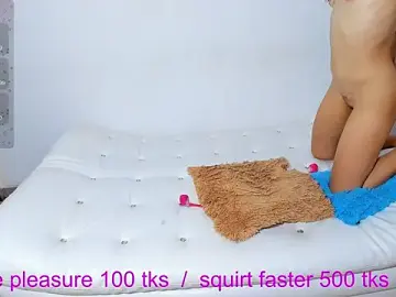 Stripchat Sex Cam of Glamorous_Giirlss