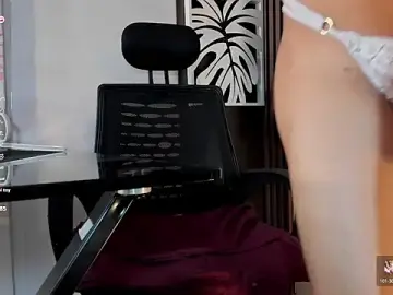 Stripchat Live Sex Cam of Scarleett_22