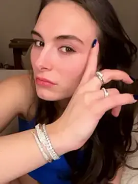 Stripchat Free Live Porn of SophiiaStarr