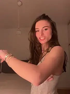 Stripchat Live Sex Cam of SophiiaStarr