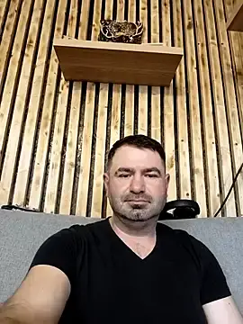 Stripchat Live Sex Cam of yuyukyler