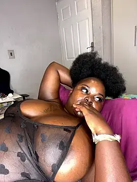 Stripchat Free Porn Cam of Honeycoco0211