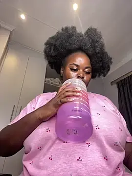 Stripchat Adult Webcam of Honeycoco0211