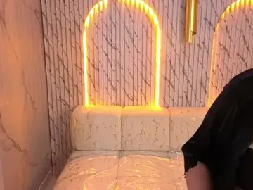 Stripchat Sex Cam of Phoebe_Tx