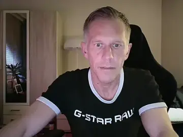 Stripchat Sex Chat of slaveboy2016@xh