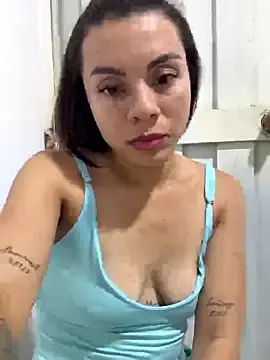 Stripchat Sex Cam of Crystal_555