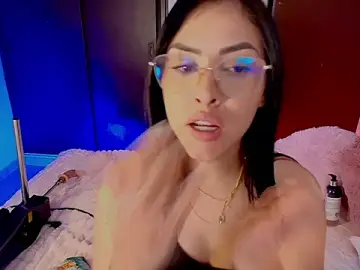 Stripchat Watch Live Sex Cams of Maya_Bluee