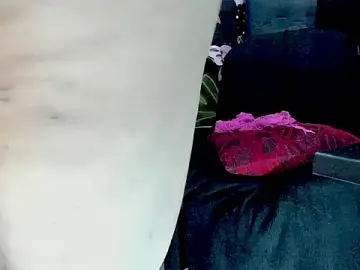 Stripchat Adult Webcams of DirtyKhloy