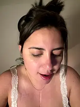 Stripchat Free Live Porn of sukhakunis1