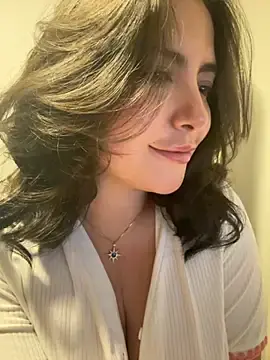 Stripchat Live Porn of sukhakunis1