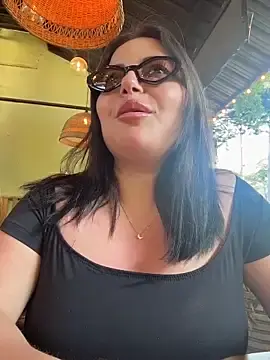 Stripchat Live Porn of sukhakunis1