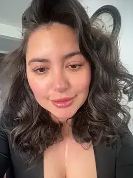 Stripchat Sex Cam of sukhakunis1