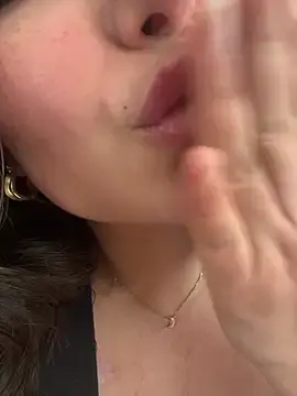 Stripchat Nude Webcam of sukhakunis1