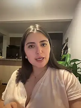 Stripchat Live Sex Cam of sukhakunis1