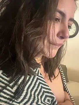 Stripchat Best live sex cam show of sukhakunis1