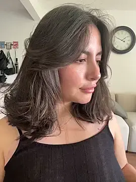 Stripchat Sex Cam of sukhakunis1