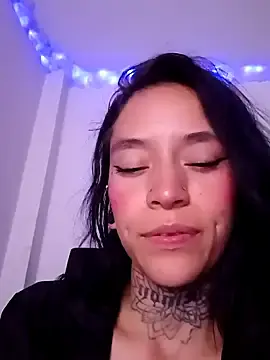 Stripchat Nude Webcam of kataleya_23