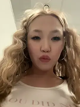 Stripchat Free Live Porn of Aiko_Yumi