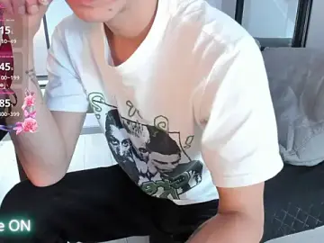 Stripchat Adult Webcam of nicktorn