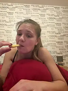 Stripchat Watch Live Sex Cams of Ninafrisson