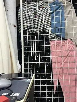 Stripchat Sex Cam of Selenaaaaa-