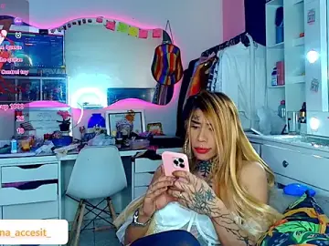 Stripchat Best live sex cam show of caroline_cossei