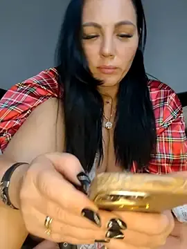 Stripchat Free Porn Cam of ReiyaRey