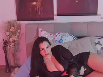 Stripchat Live Sex of ReiyaRey