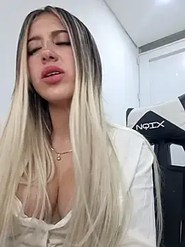 Stripchat Nude Webcam of eva-2023