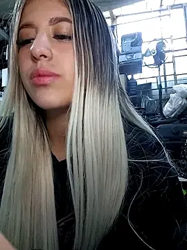 Stripchat Free Live Porn of eva-2023