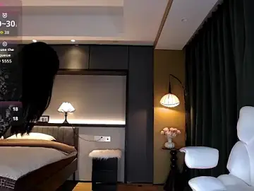 Stripchat Adult Webcam of AYW-21