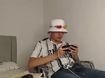 Stripchat Free Porn Cam of alex-lover