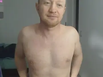 Stripchat Sex Cam of kevintyler69