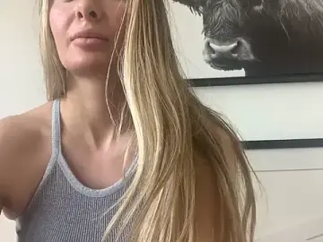 Stripchat Free Live Porn of Alyssa_rhoades